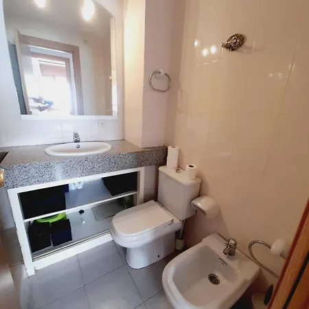 Good Location, 5 Min, Parking, Air Conditioning 또사데마르