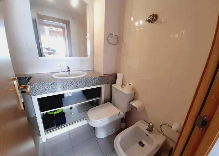 Good Location, 5 Min, Parking, Air Conditioning 또사데마르