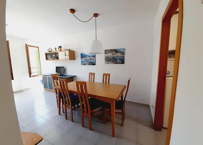 아파트 Good Location, 5 Min, Parking, Air Conditioning