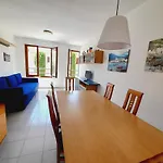 Good Location, 5 Min, Parking, Air Conditioning Apartament *