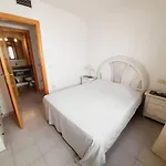Good Location, 5 Min, Parking, Air Conditioning