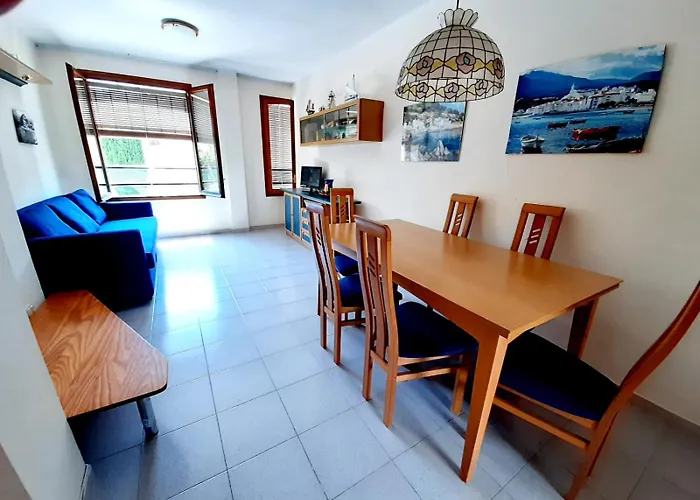 Good Location, 5 Min, Parking, Air Conditioning Appartement Tossa de Mar