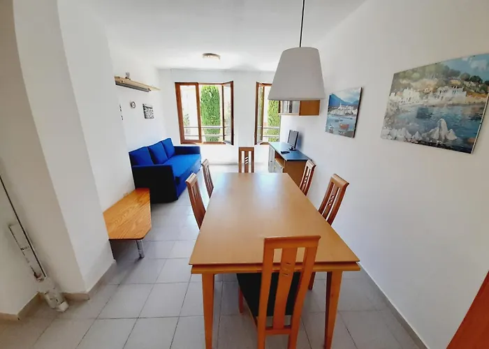 Good Location, 5 Min, Parking, Air Conditioning Tossa de Mar